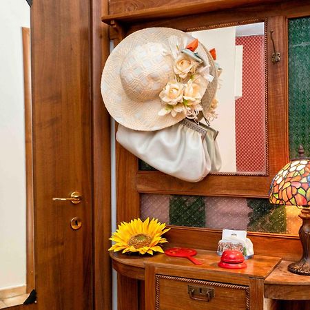Rodoflor Rooms Castellammare di Stabia Εξωτερικό φωτογραφία